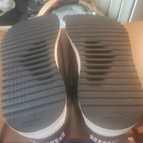 WOMENS SNEAKERS - Picture 3 of 4